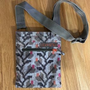 Dakine cross body bag